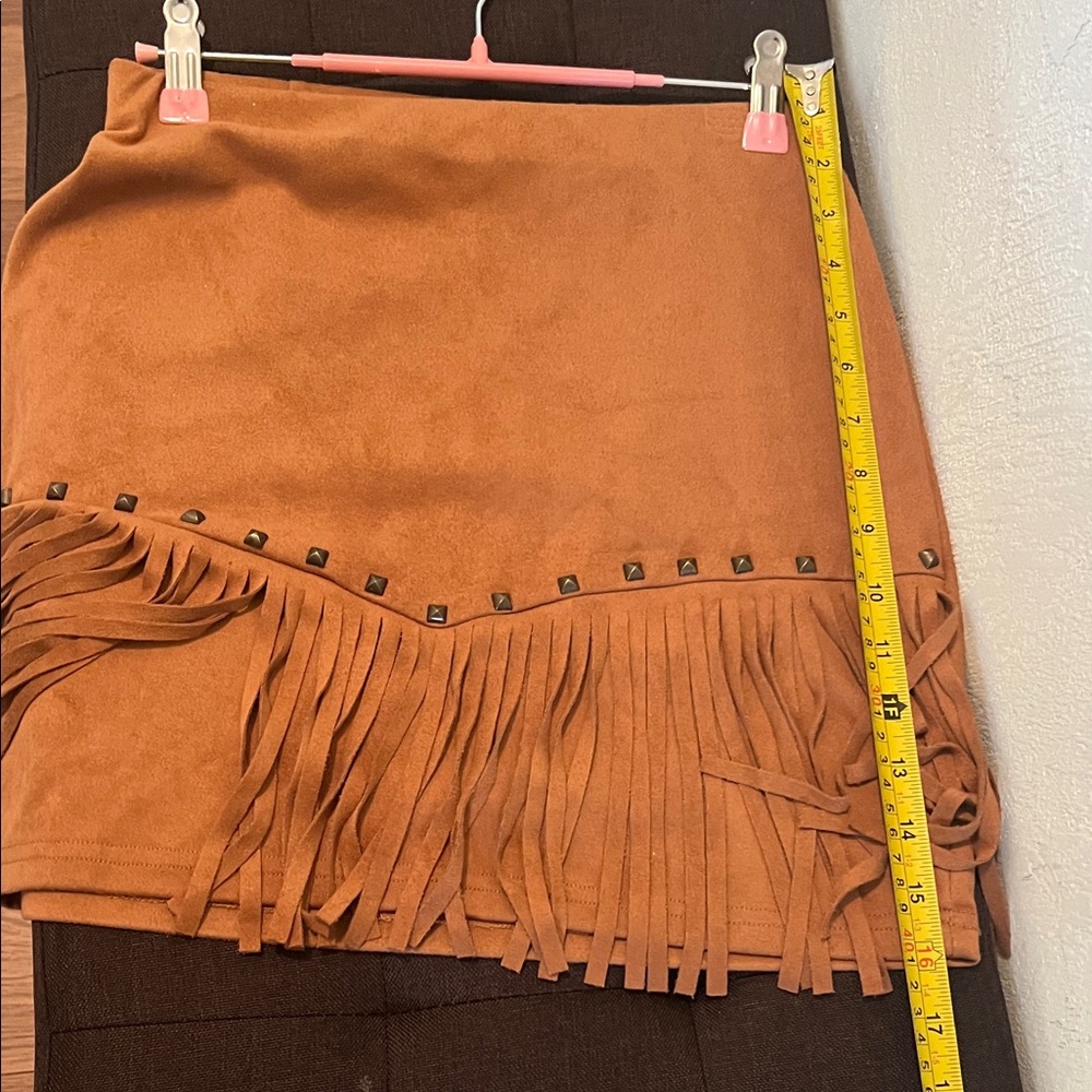 #*035= Brown Women Cowboy Fringe Vest and Skirt Set. - Picture 6 of 7